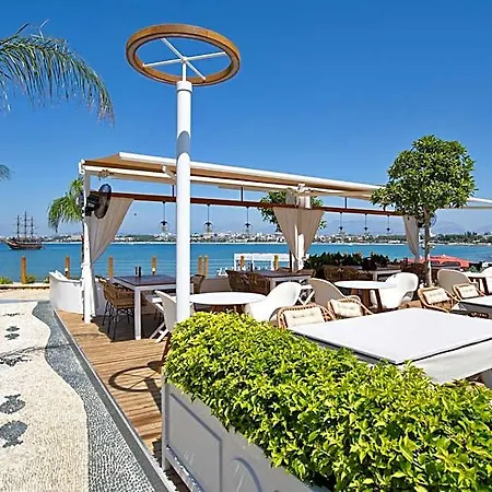 Carpe Diem Boutique - Adults Only מלון 3*