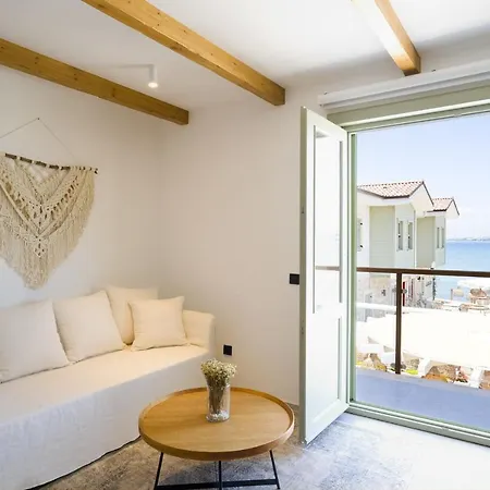 Carpe Diem Boutique - Adults Only Hotel Side