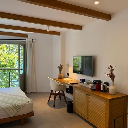 Отель Carpe Diem Boutique - Adults Only